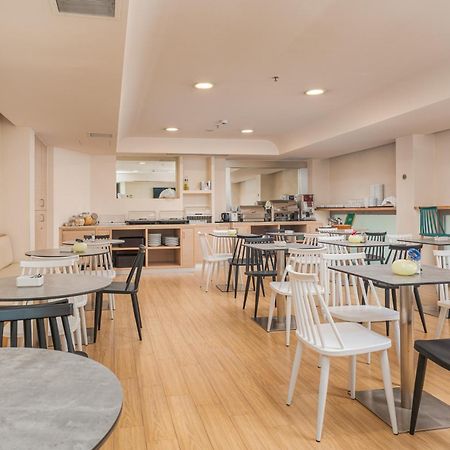 Chic Hotel Афины Экстерьер фото