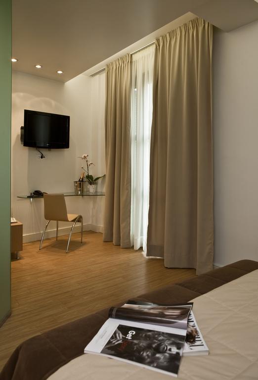 Chic Hotel Афины Экстерьер фото