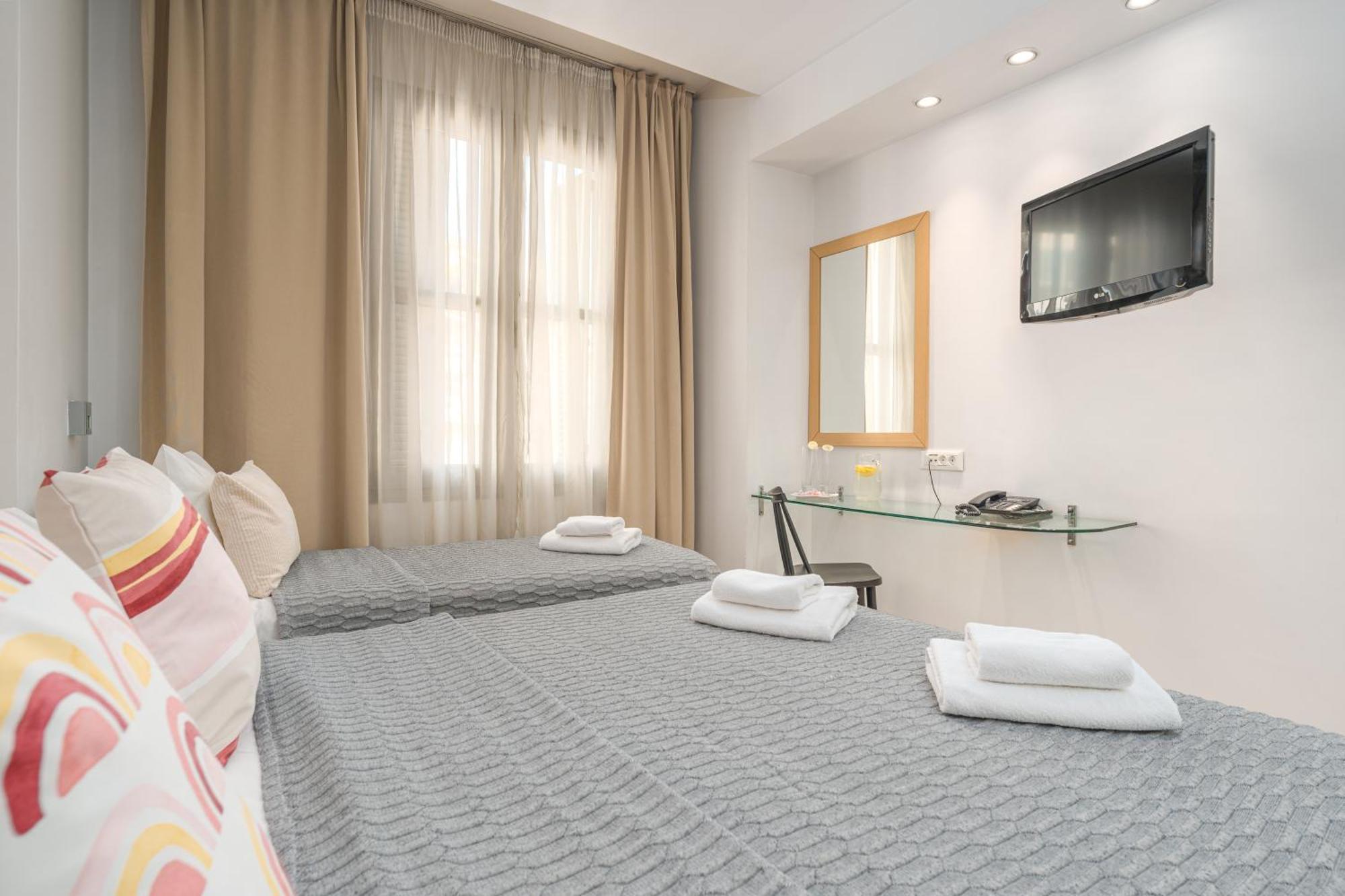 Chic Hotel Афины Экстерьер фото