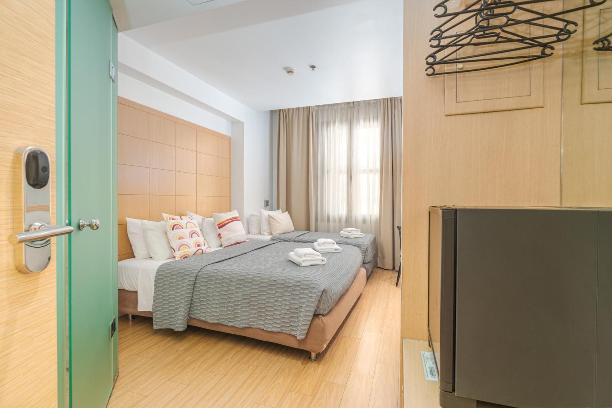 Chic Hotel Афины Экстерьер фото