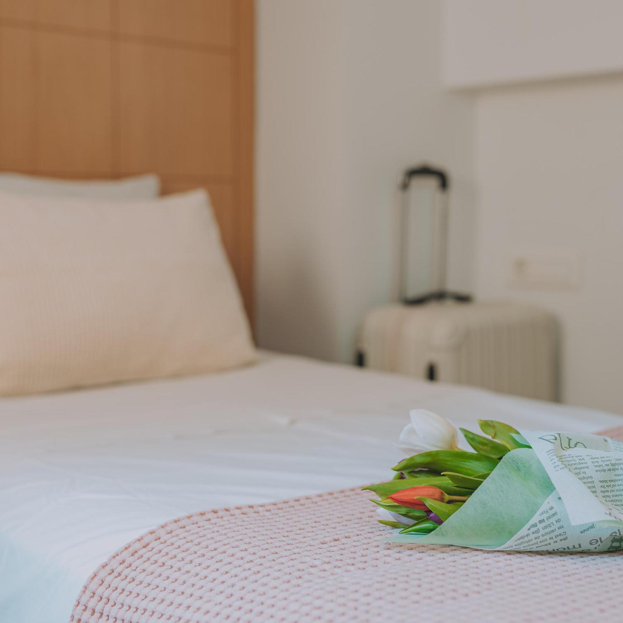 Chic Hotel Афины Экстерьер фото