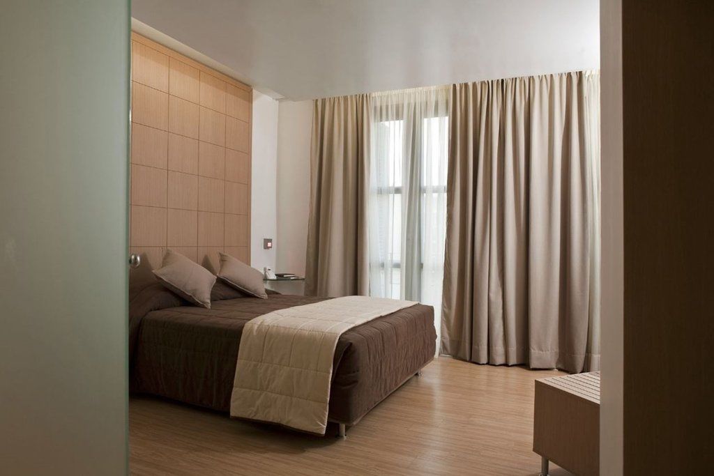 Chic Hotel Афины Экстерьер фото